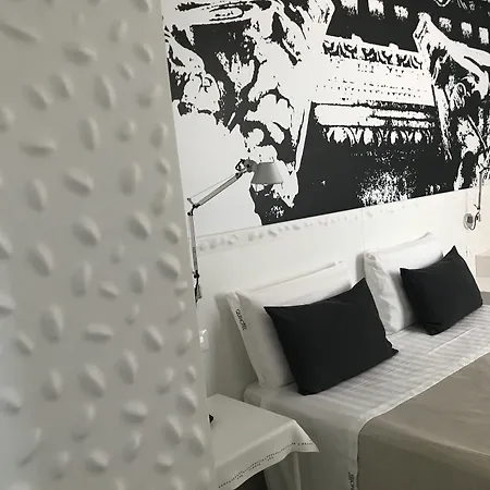 Ξενοδοχείο Quihotel 4*