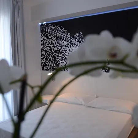 Ξενοδοχείο Quihotel 4*